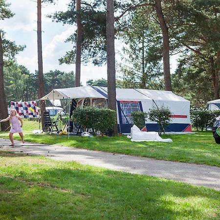 Camping Blauwe Meer Nv Hotell Lommel Exteriör bild